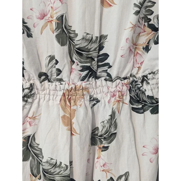 Women's size Medium Blank Nyc Floral romper White, Green & pink - Picture 8 of 9